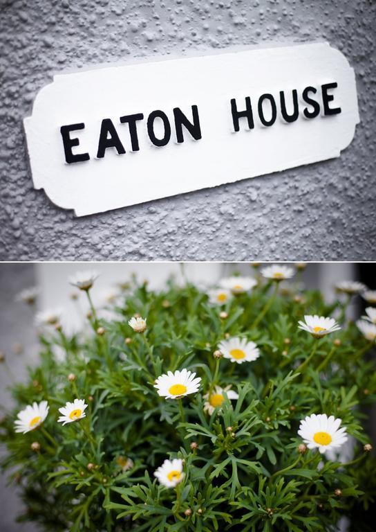 Eaton House Hotel Pembroke Bagian luar foto